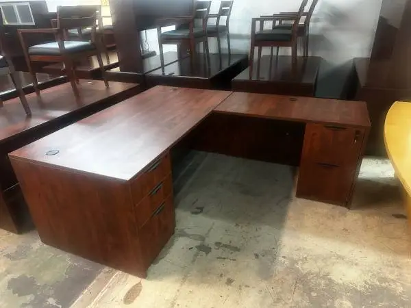 OFFICE DESK L-SHAPE DESK