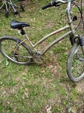 26 Huffy 21 speed bike