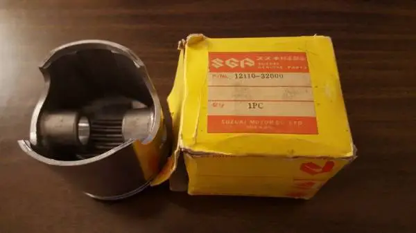 SUZUKI TS400 TM400 NOS STOCK BORE PISTON