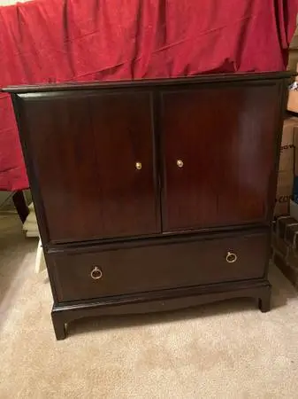 entertainment center/bar cabinet