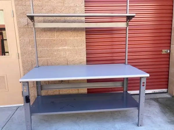 Workbench,3 shelf,grey metal,comm.,hd,like new,quality,hlp dlvr.