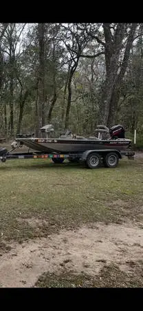 2002 Bass Tracker Forsale