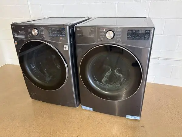Very Nice LG ThinQ Stackable Washer & Dryer Set!