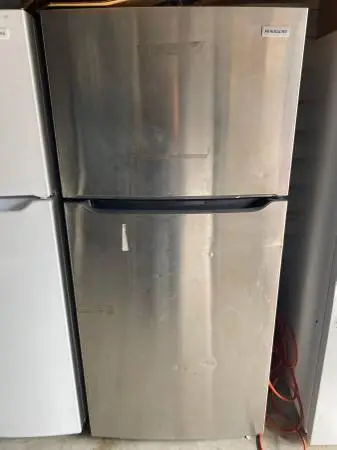 Frigidaire Refrigerator $199