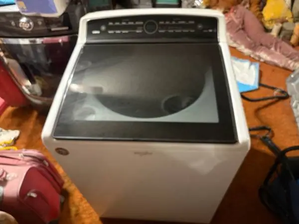 WASHER NEWER STAINLESS STEEL TUB CAN DELIVER NO DRYER