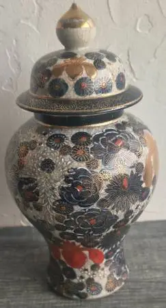 康 熙 年 製 Crackle Glaze Porcelain Vase