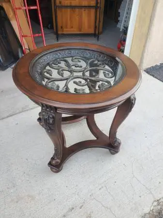 Elegant end table