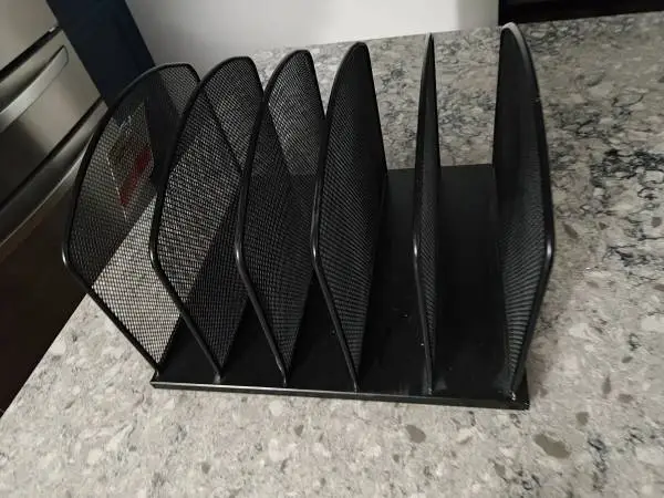 Staples black metal vertical file sorter