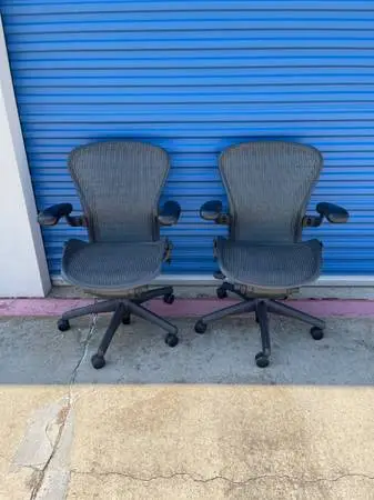 B Size Herman Miller Aeron Chairs Fully Loaded