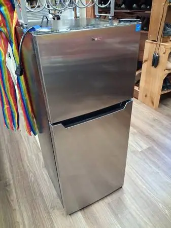 Mini fridge