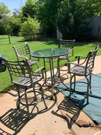 Patio Table & Chairs