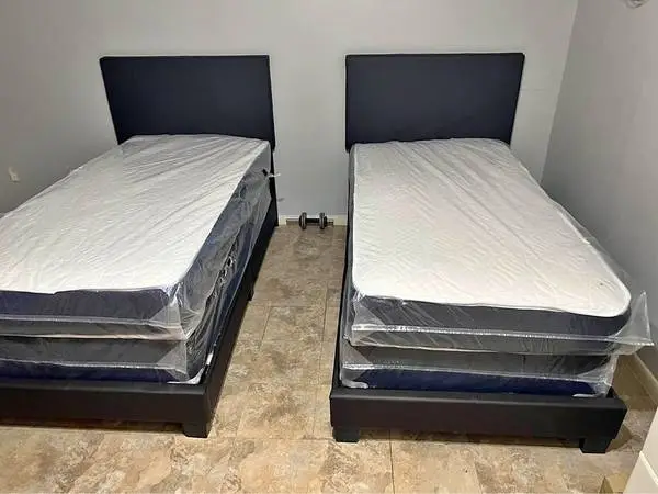 Twin mattress
