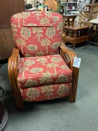 Rattan Recliner