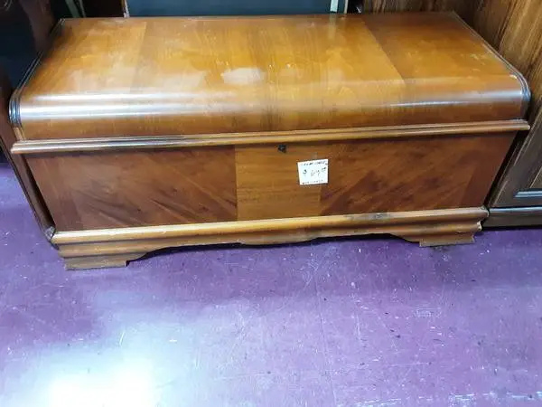 Cedar Chest 10429