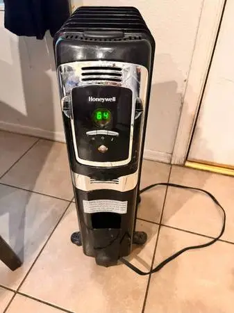 Honeywell Silent Room Heater HZ-709-WMT