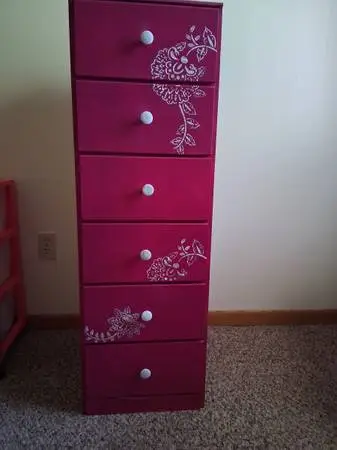 6 drawer painted and stenciled 6 drawer dresser or use for storage.