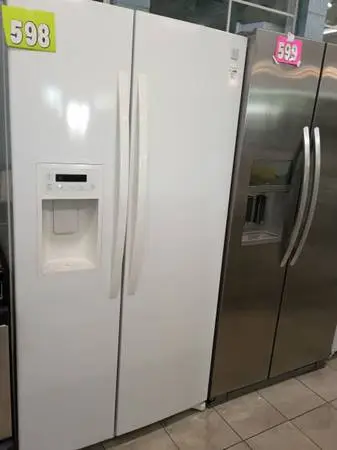 36 WHITE KENMORE REFRIGERATOR SIDE BY SIDE for sale!!