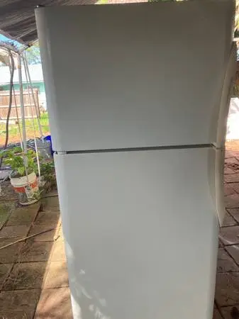 FRIGIDAIRE FRIDGE REFRIGERATOR 31 WIDE WORKS PERFECT