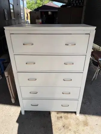 dresser
