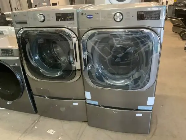 **LG GRAPHITE FRONT LOAD JUMBO, ELECTRIC WASHER DRYER SET**ON SALE NOW
