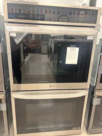 LG Double Wall Oven – Brand New – Open Box – 1 Year Warranty