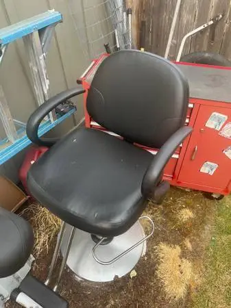 Barber chair