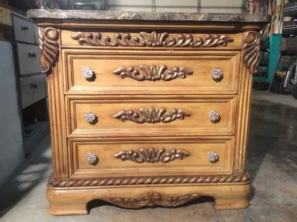 Neoclassical/Italian marble 3-drawer bachelor chest/nightstand/dresser