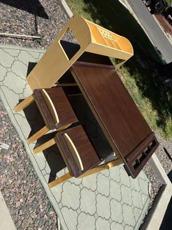 Craft table for kids