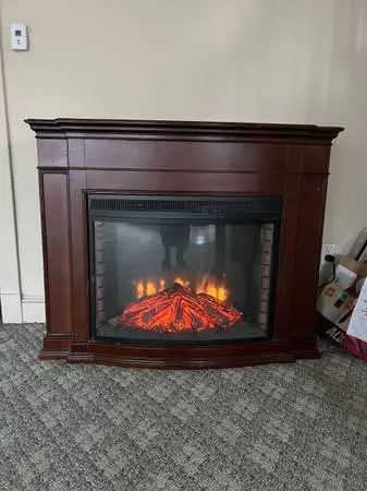 Fire Place/Electric Heater Muskoka