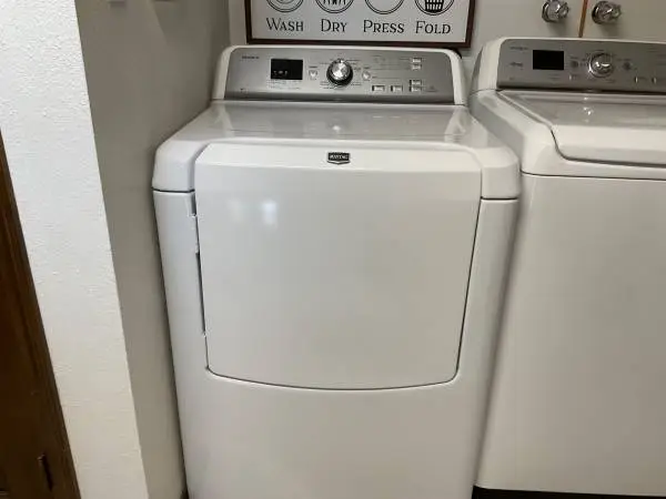 Maytag bravo dryer excellent condition