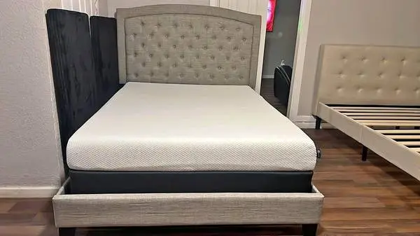 Twin mattress
