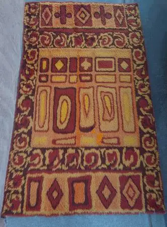 Vintage 60s wool shag rug 6x8 Jack Lenor Larsen Caravan pattern