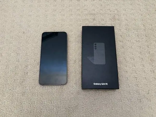 Samsung Galaxy S24 FE phone 128GB Unlocked