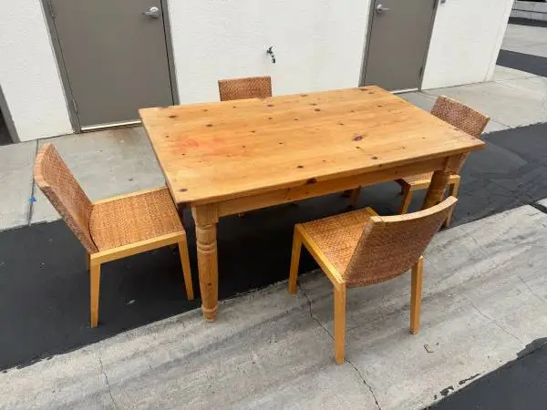 5-pc dining set solid wood table woven wicker chairs IKEA BROR VINTAG
