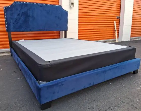 Queen size bedroom frame with boxspring