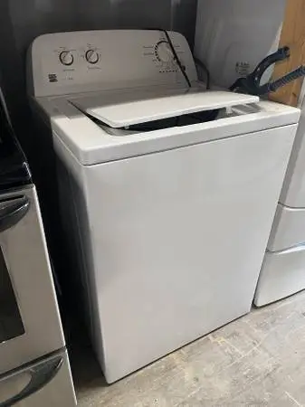White Kenmore Washer 4.3 Cu Ft Model #110.20222510 Used Good Cond