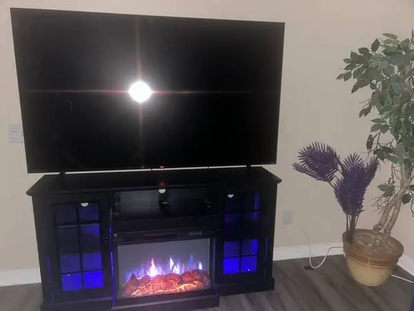 Vizio Smart TV 45” Like New Condition