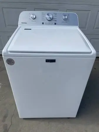 White maytag washer