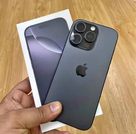 IPhone 16 Pro Max unlocked