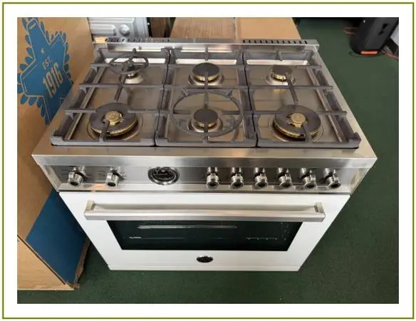 Bertazzoni – 36″ Professional Series range Gas oven Natursl Gas-Wh