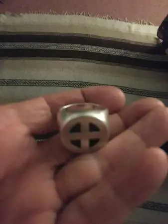 Celtic sterling heavy man’s ring size 11 weighs 1 1/2 oz.