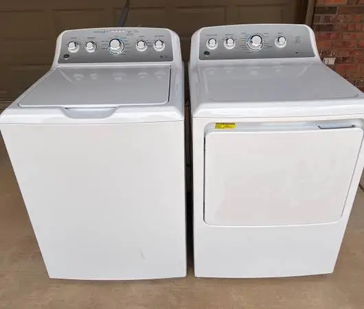 GE Washer and Dryer Set