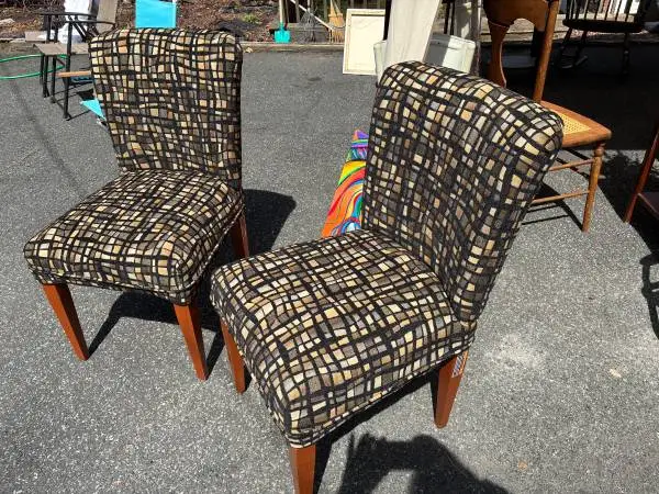 VERY NICE PAIR OF PRISTINE CONDITION CHAIRS