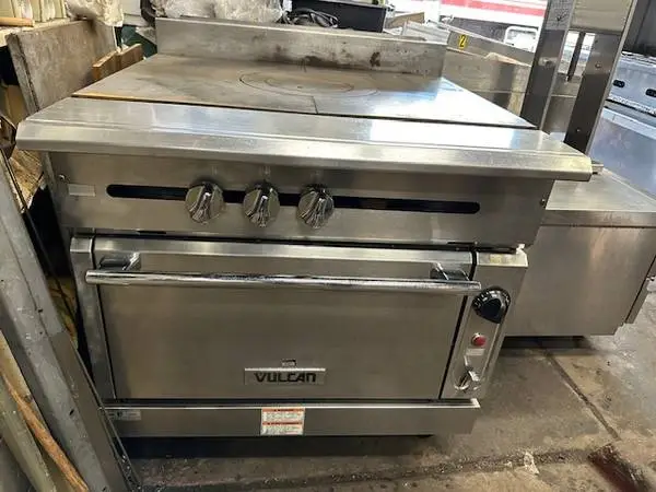 Vulcan French Top with Oven