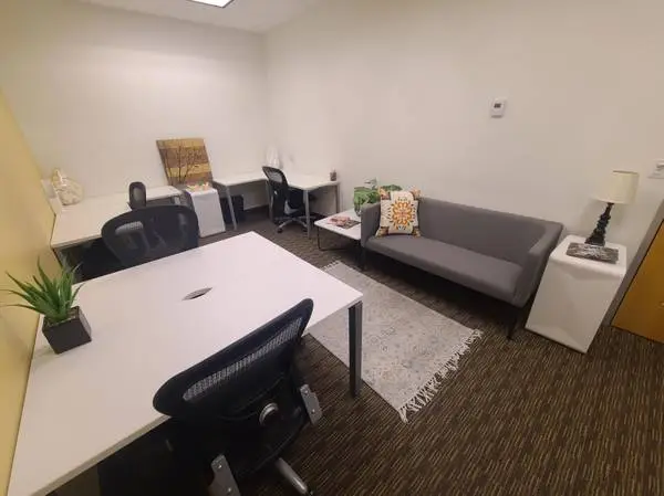 ☀️ Make This Summer Your Most Productive| Private 5‑Person Office! ☀️