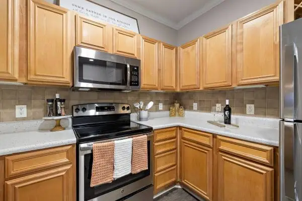 Experience Sophistication - 2 BRs w/ Garage, Pool & Views