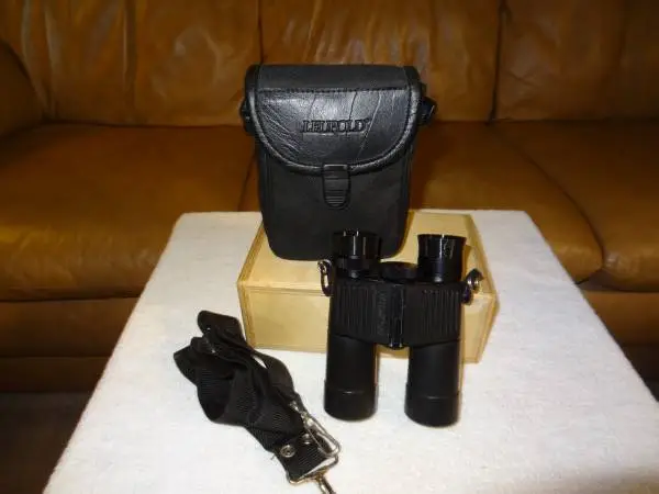 Leupold Roof-C.F. 8 x 32 Field 6.2 Binoculars w/ Case & Neck Strap