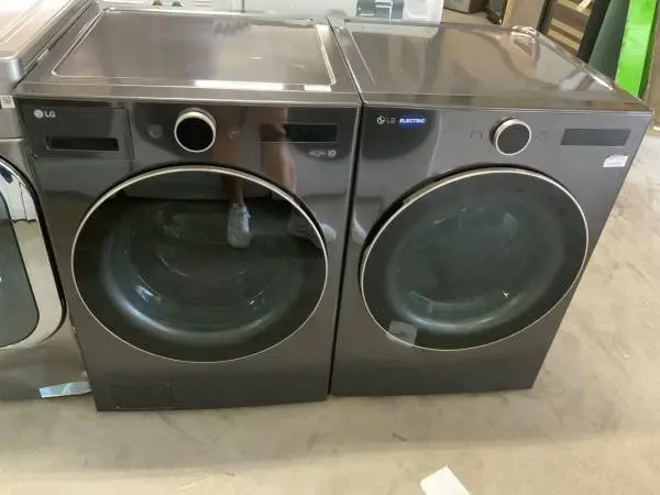 **LG BLACK STEEL FRONT LOAD, ELECTRIC WASHER DRYER SET**ON SALE NOW