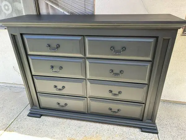 AWESOME EX LARGE SPACESAVER WOODEN DRESSER CAN DELIVER LOCAL IF NEEDED