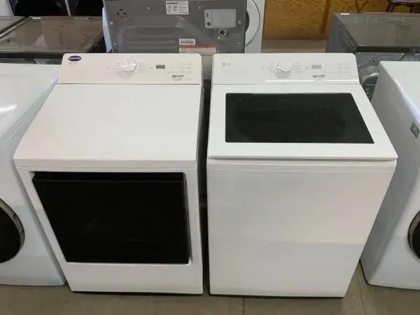 **LG WHITE TOP LOAD, ELECTRIC WASHER DREYR SET**ON SALE NOW**